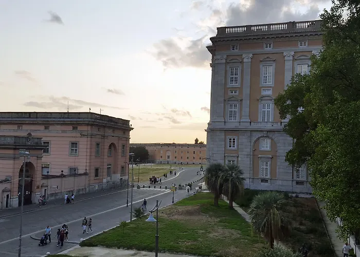 L'Insolita Reggia Caserta